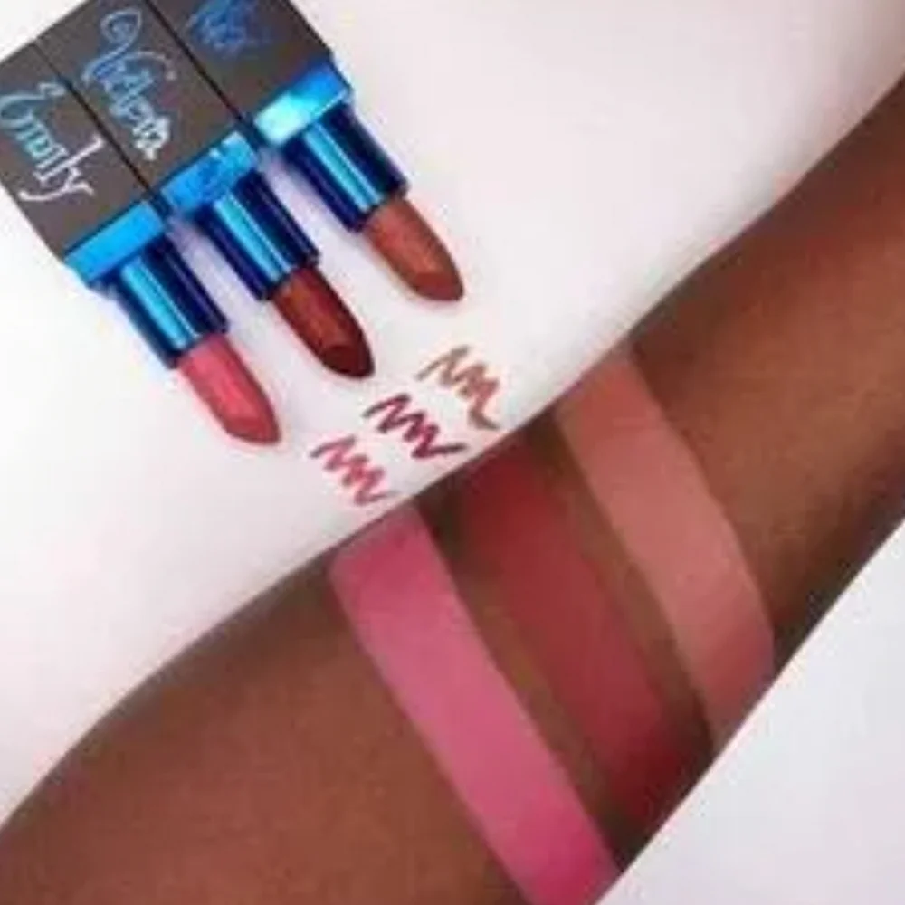 Makeup Revolution color victoria