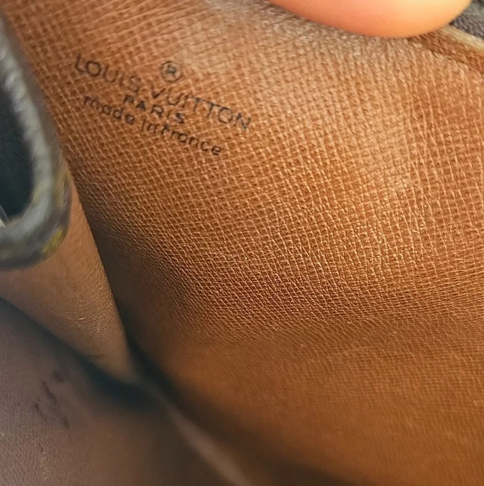 Louis Vuitton Classic 