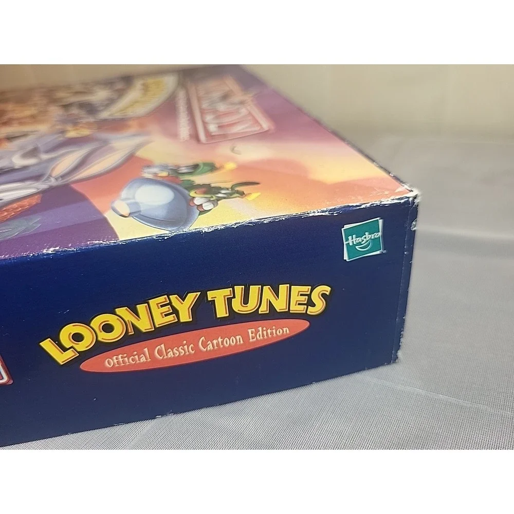 Hasbro 1999 looney