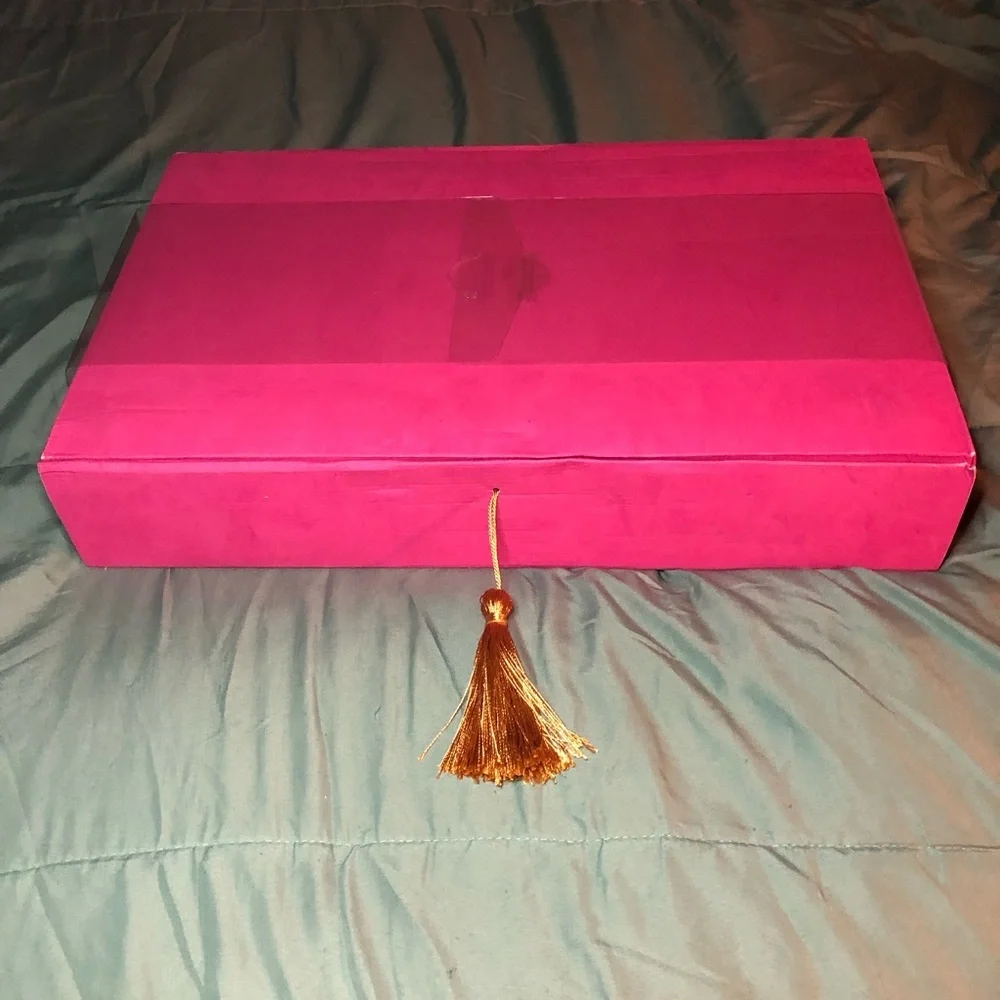 Betsey Johnson experience vibrant