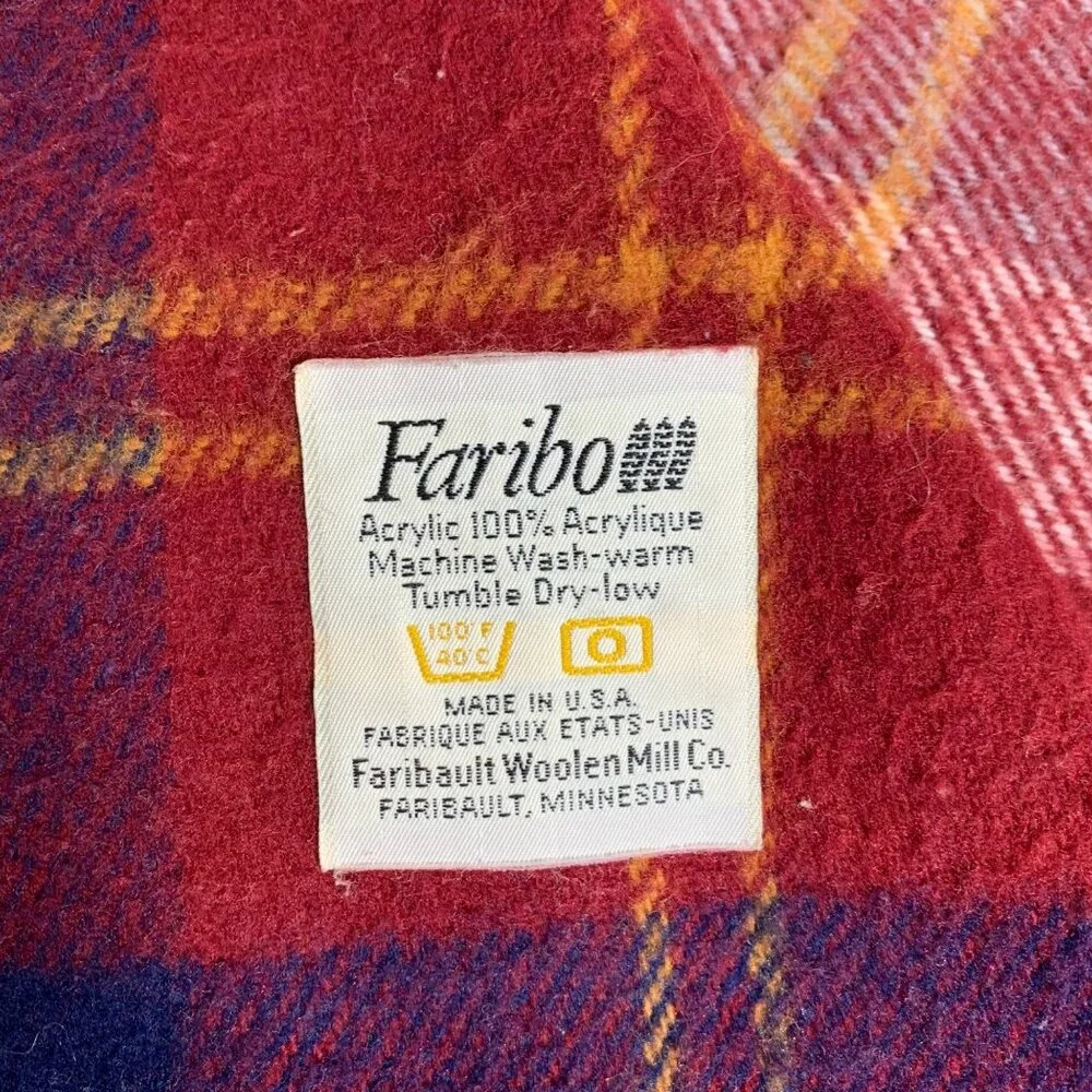 Faribo versatile cozy