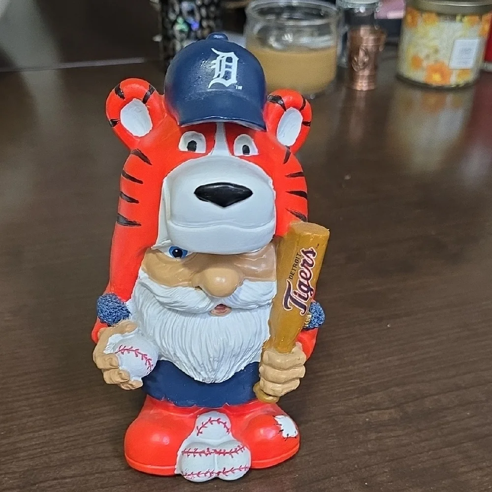 Gnome with Baseball and Bat - Detroit Tigers M.L.B.
