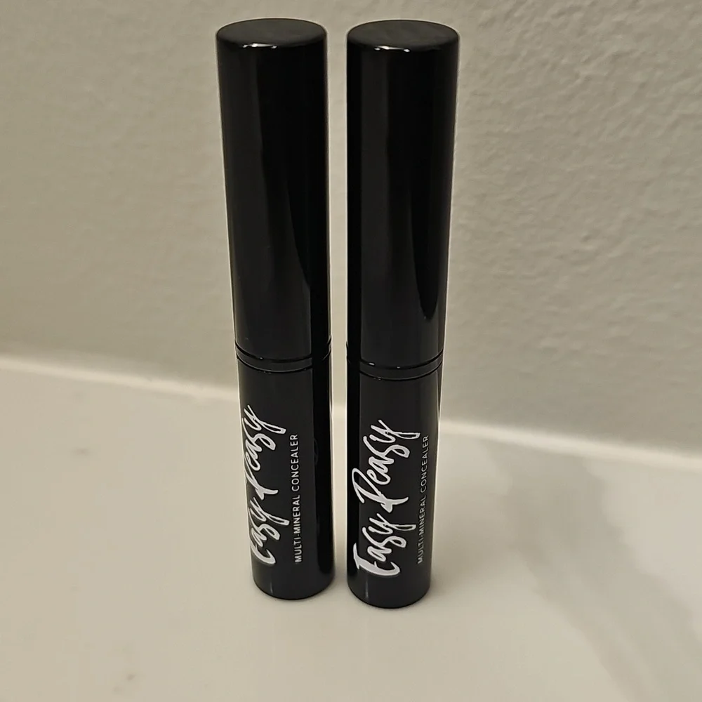 Belle Beauty Easy Peasy Multi-Mineral Concealer (2) In 'Rich'. New & Unused.