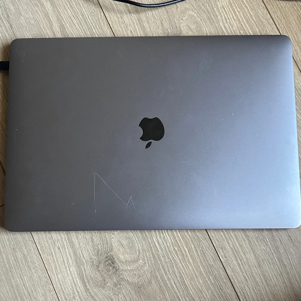 Apple MacBook Pro - 15-Inch 