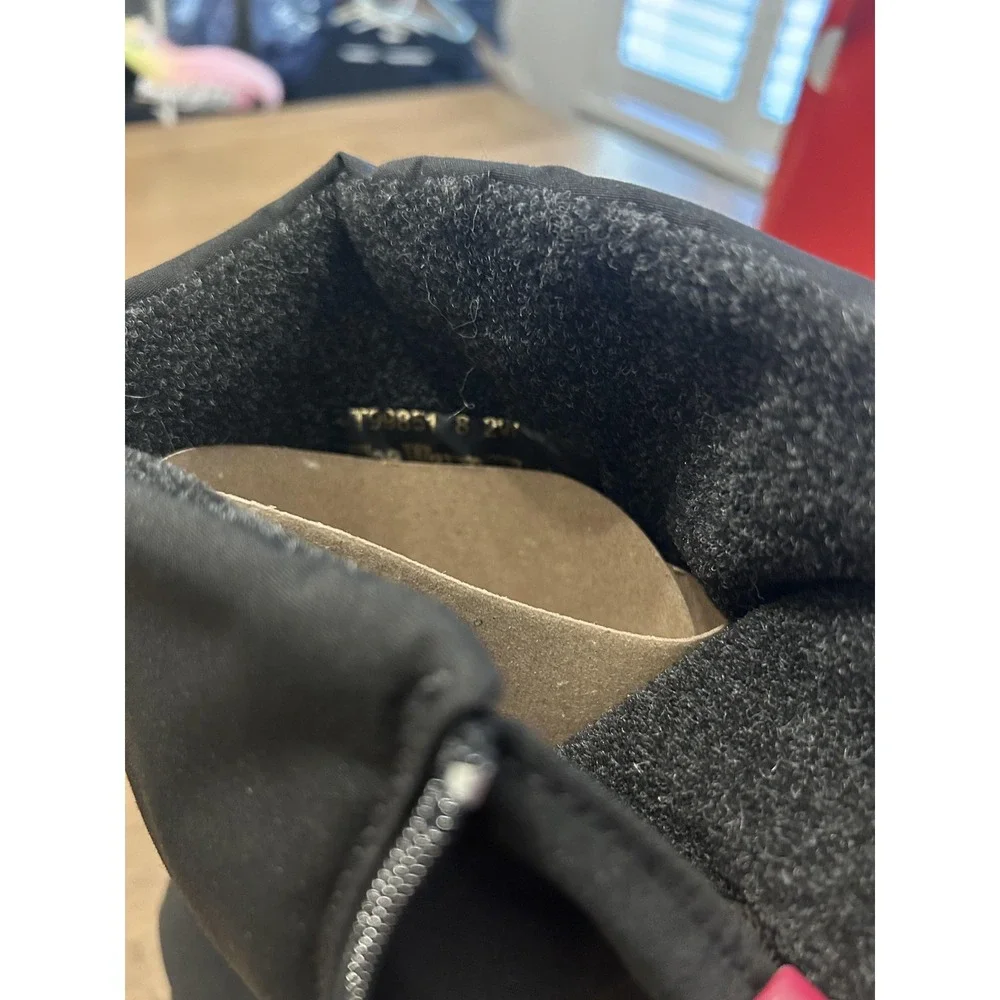 Toe Warmers brand toe