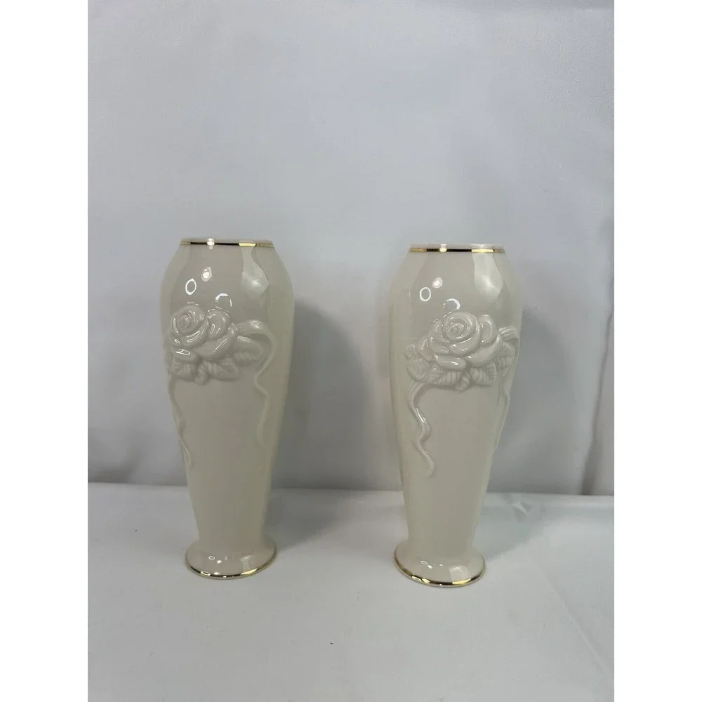Pair Of Vtg Hand Crafted Lenox China 6'' Rose Bud Vase Ivory‎ with Gold Trim EUC