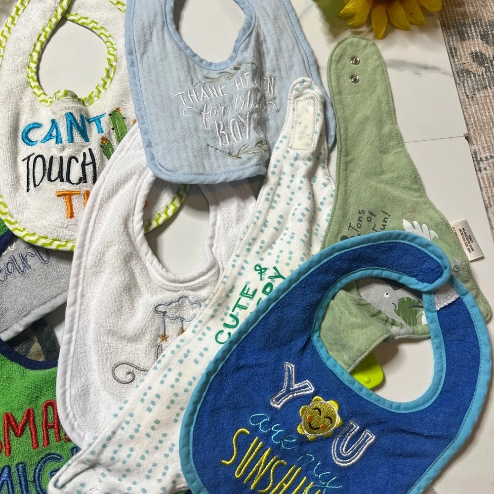 Bundle baby bibs