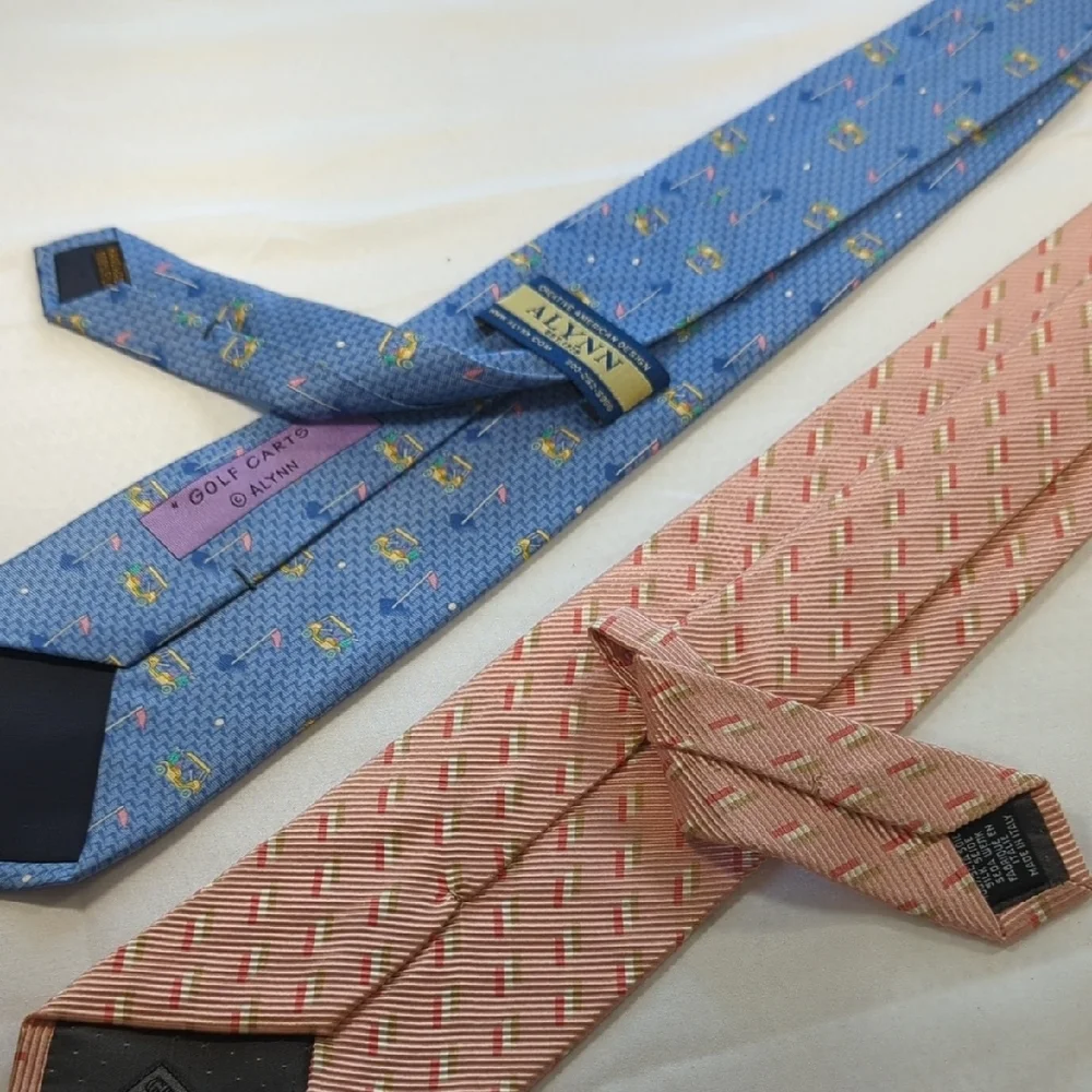 Gianfranco Ferre tie letting blue