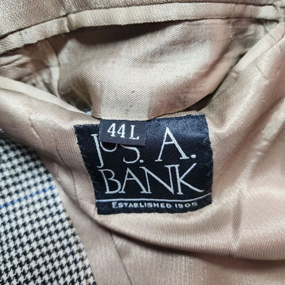 Jos. A. Bank elevate your