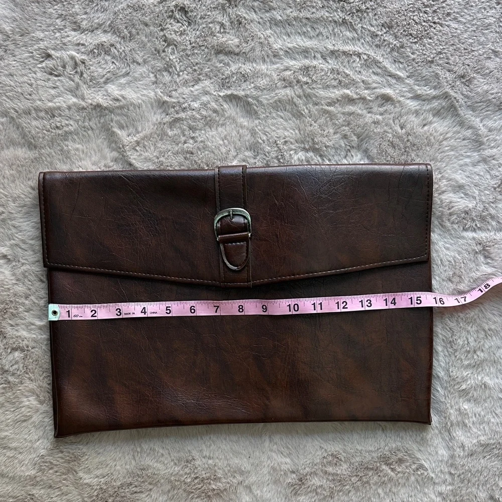 Rolfs elegant dark