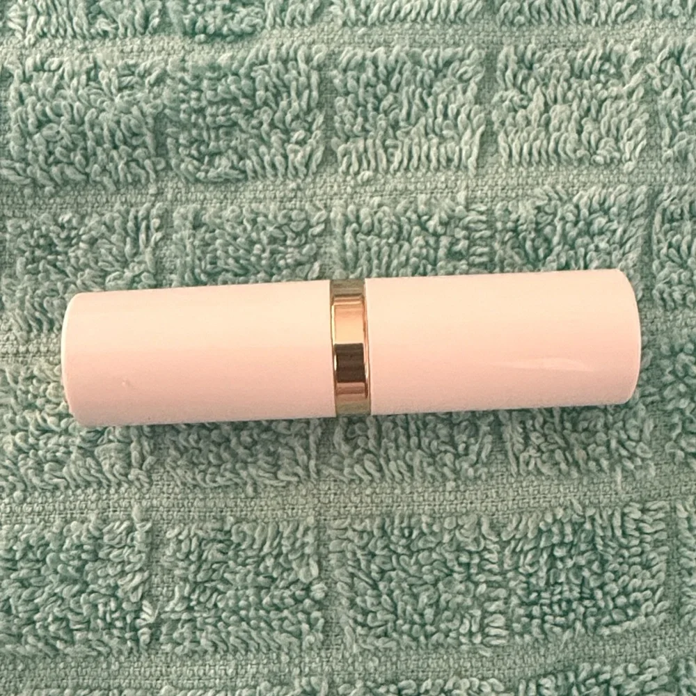 Estee Lauder used never new