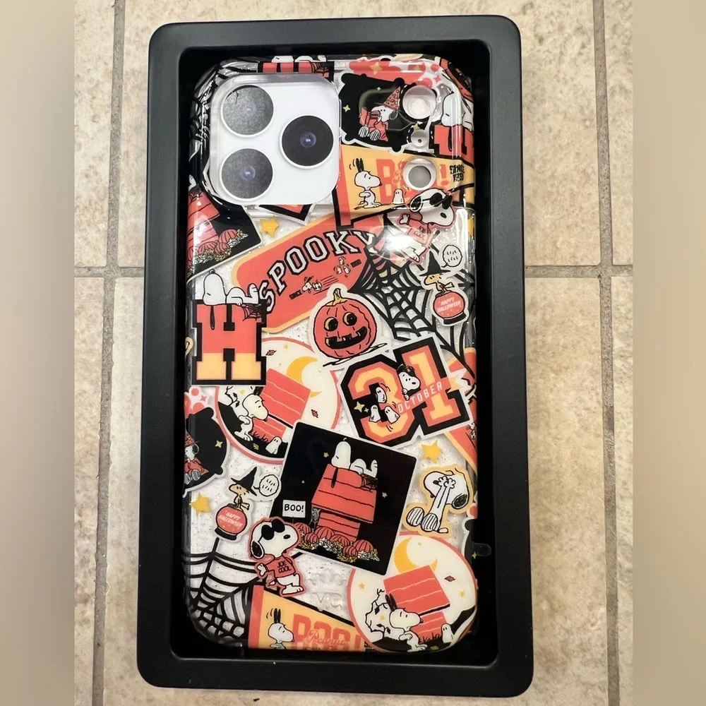 IPhone 17 PRO MAX CASE HALLOWEEN NWT Velvet Caviar Peanuts iPhone Case never use