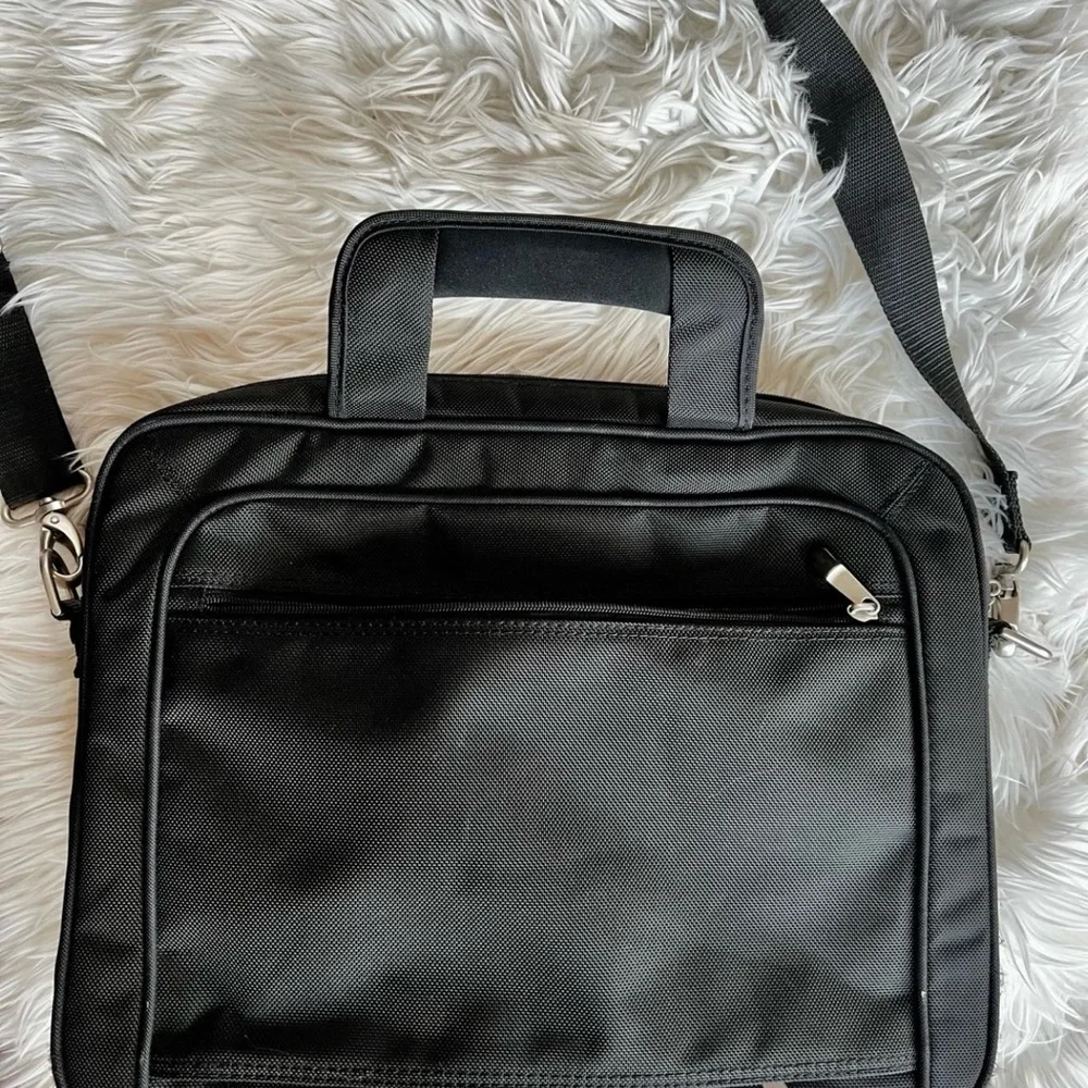 Dell Computer Laptop Briefcase Shoulder/Messenger Nylon Bag Black