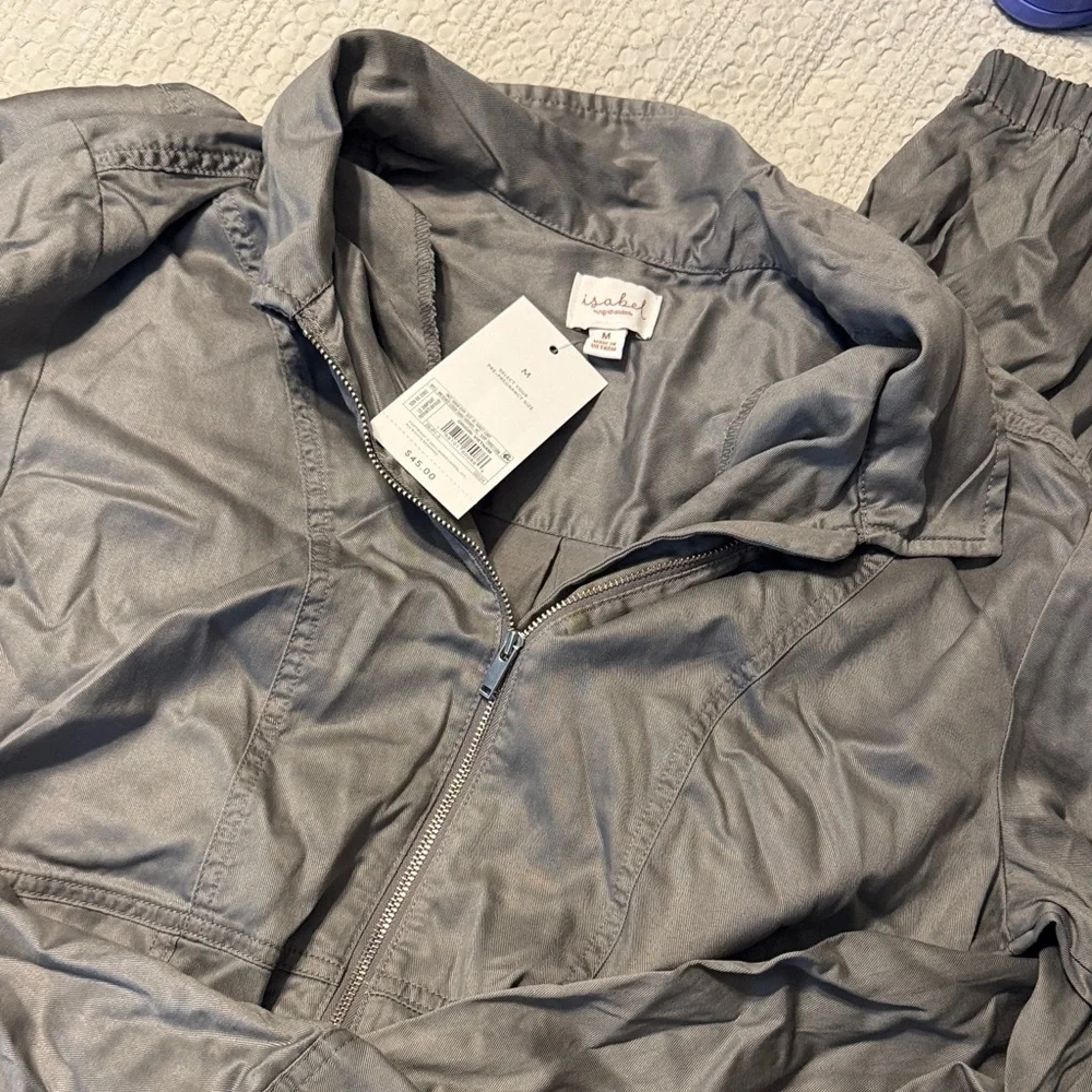 Isabel Maternity by Ingrid & Isabel wear spruce includes