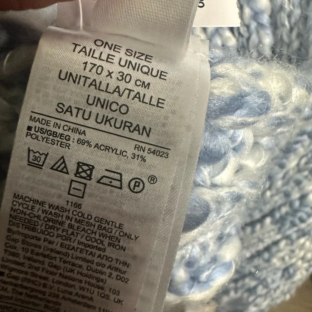 GAP cozy knit