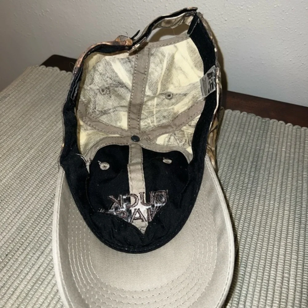 A&E duck hat