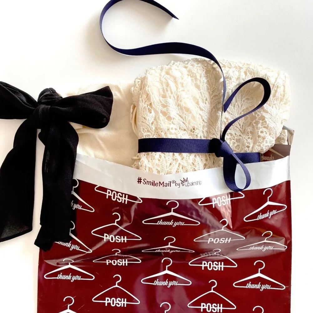 (20) 10x13 Posh Hanger Poly Mailers