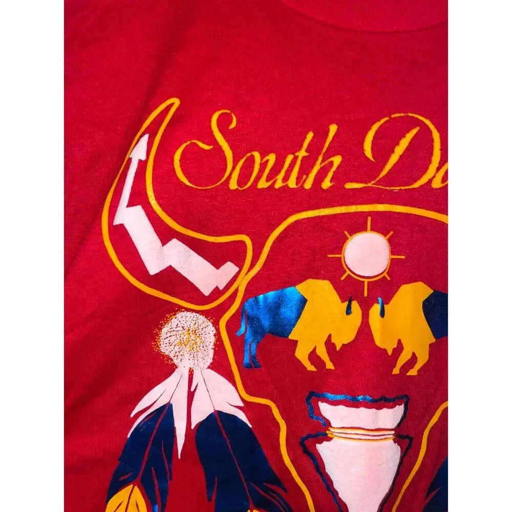 Vintage South Dakota Shirt Native American Buffalo Jerzees Red Tee 90s VTG M