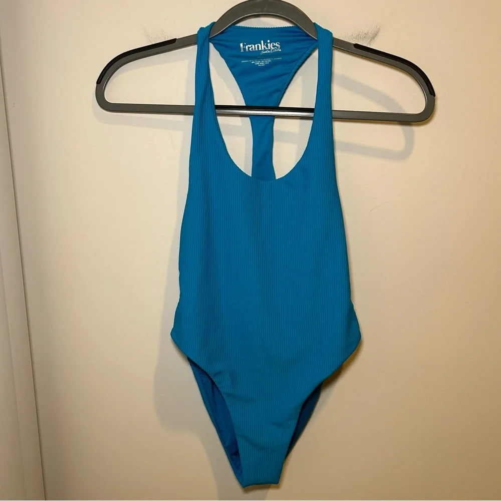 frankie’s bikinis