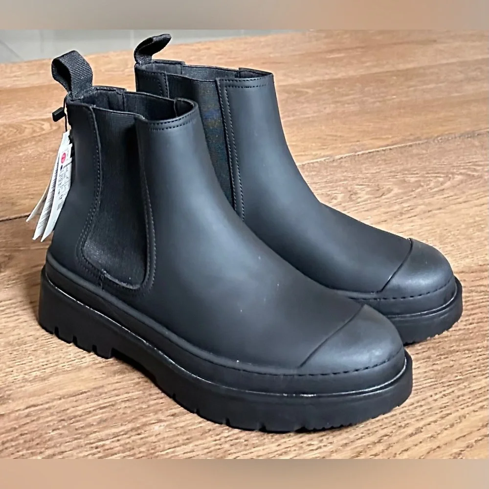 Zara stylish black