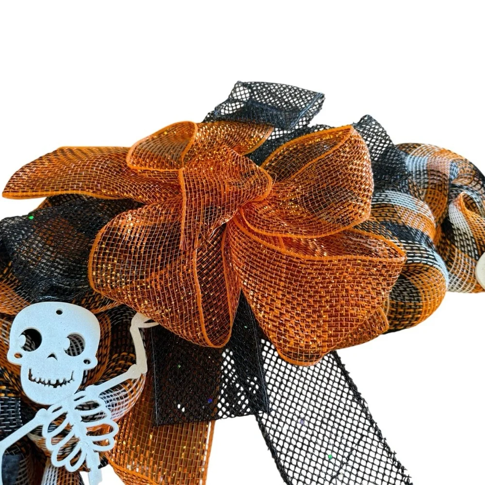 Halloween Mesh Wreath with Plaid Ribbon, Flowers & Cute Skeletons – 23″