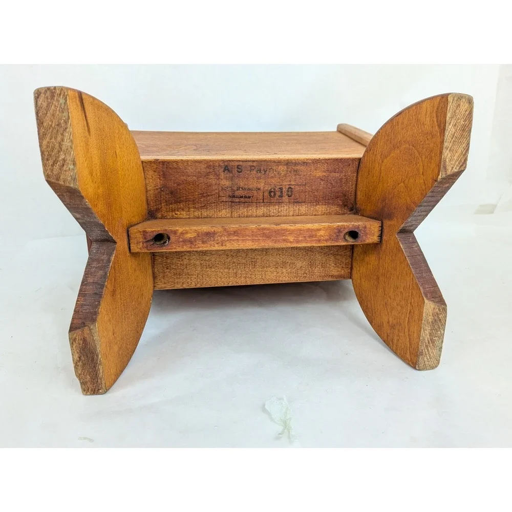 Vtg Antique Wood Heart Cutout Magazine Rack MCM Cottagecore Boho A.S. Payne 1940
