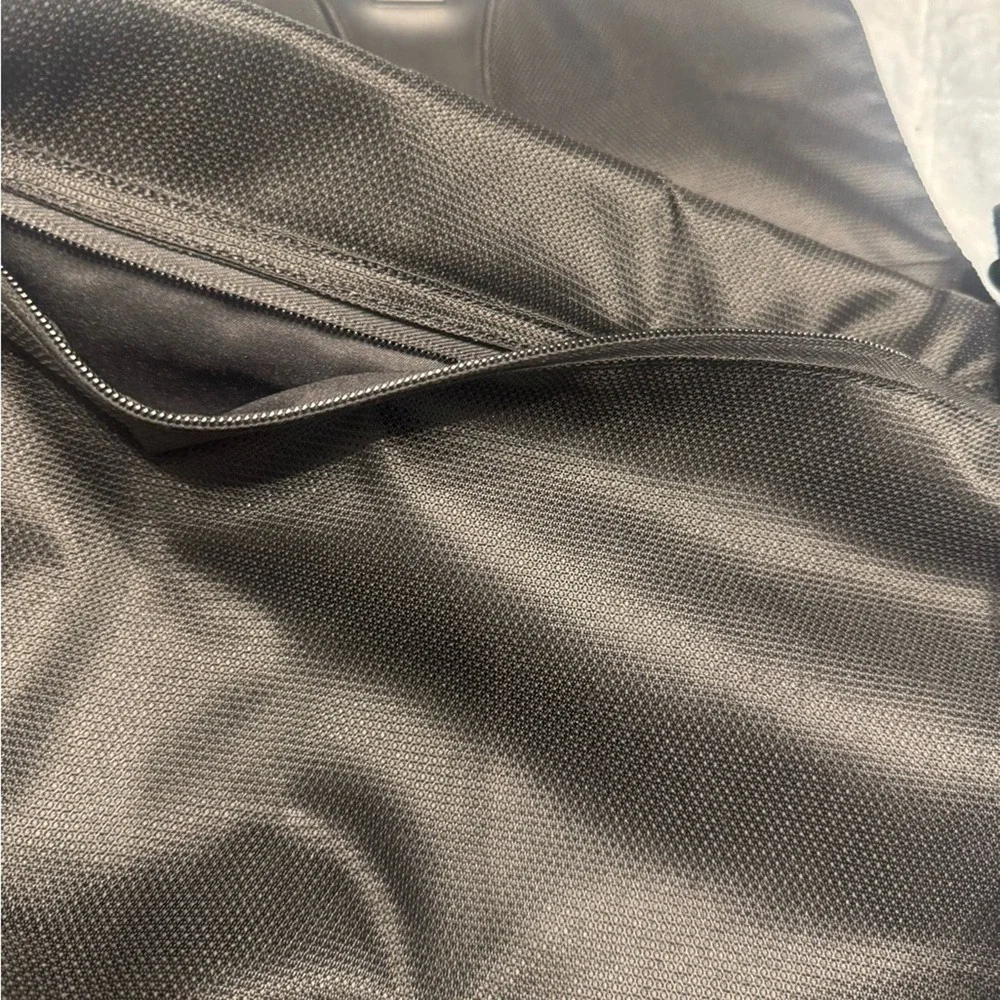 Tumi elegant messenger