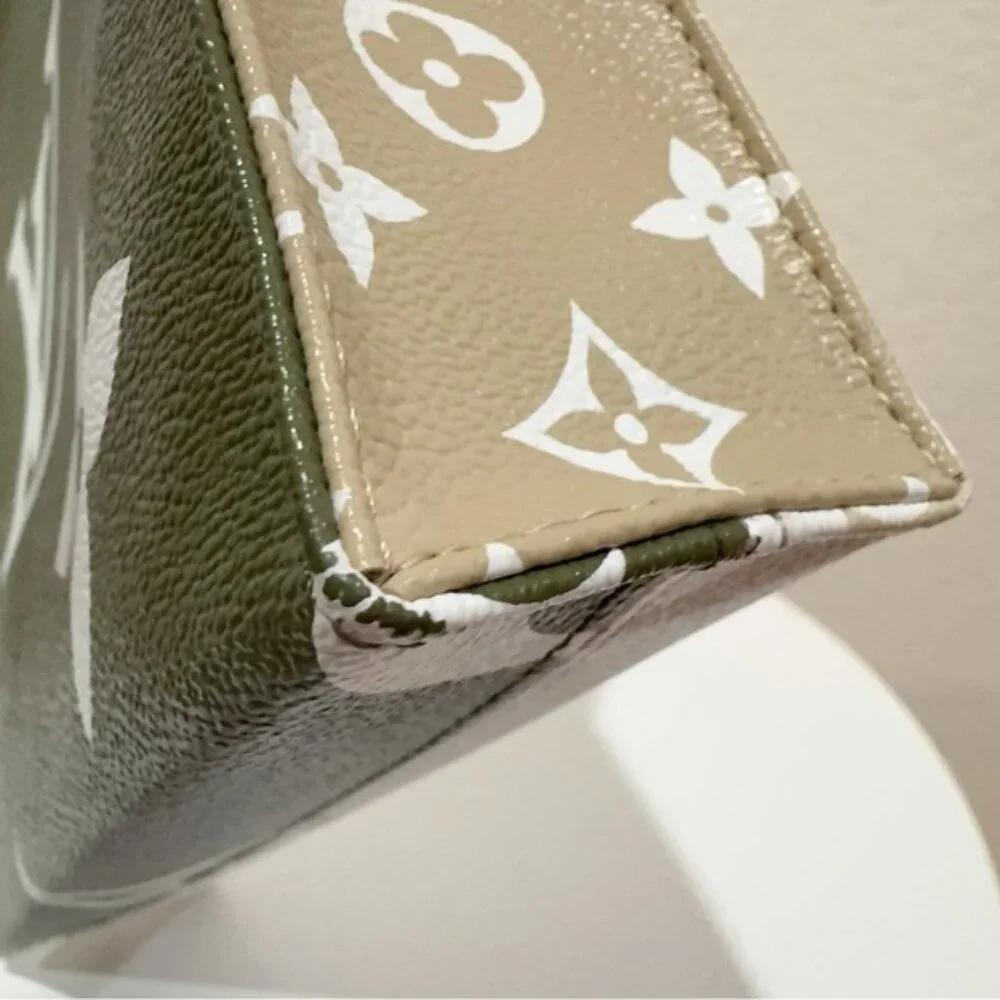Authentic Louis Vuitton Toiletry Pouch 26 Monogram Giant Khaki Green White