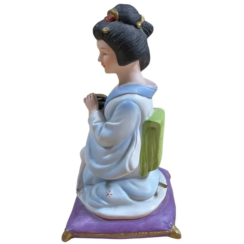 Seizan Vintage Japanese Geisha In Ceremonial Dress Porcelain Music Box EUC