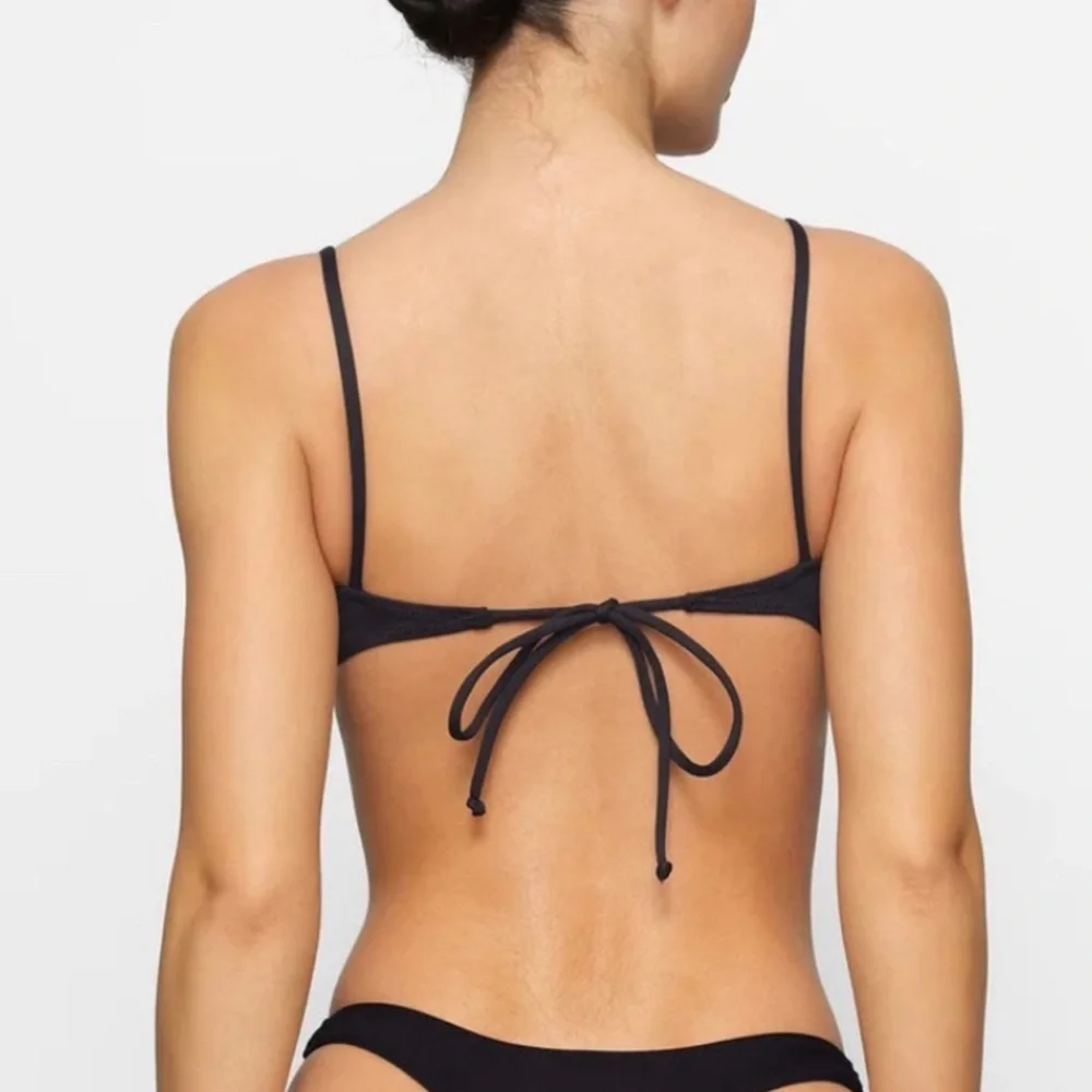 SKIMS adjustable non skimpy