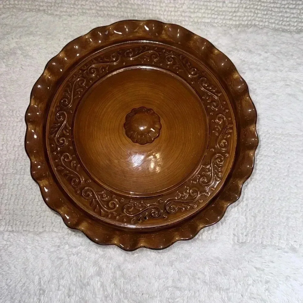 celebrating home stoneware collection BRN oven/microwave/dishwasher safe 10” Lid