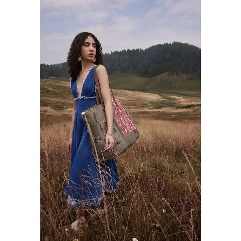myra bag