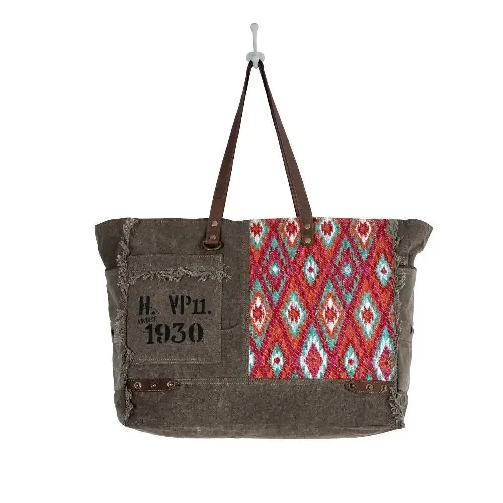 myra bag
