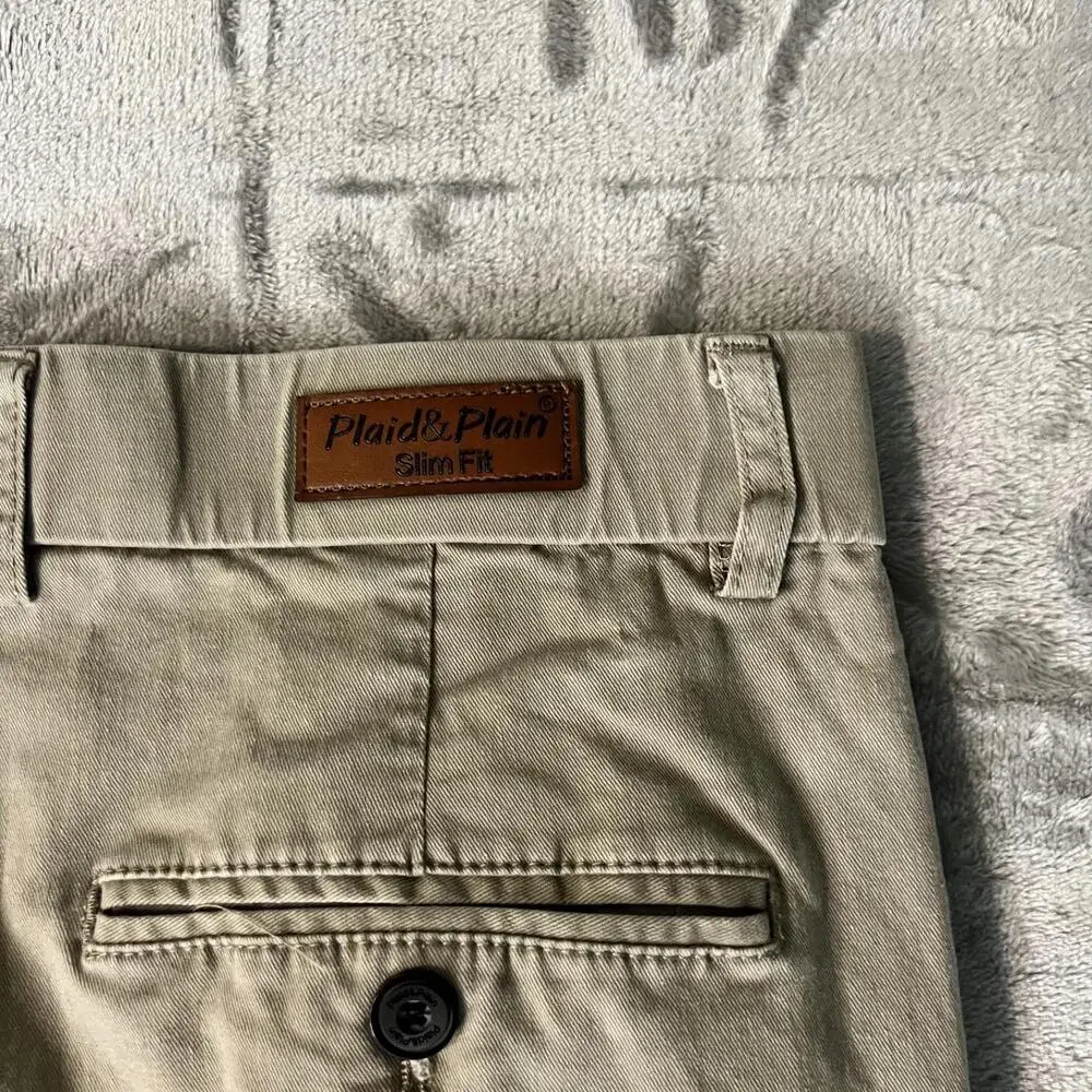 Plaid & Plain this product