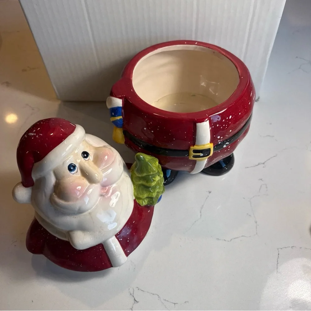 Ltd Commodities celebrate holidays