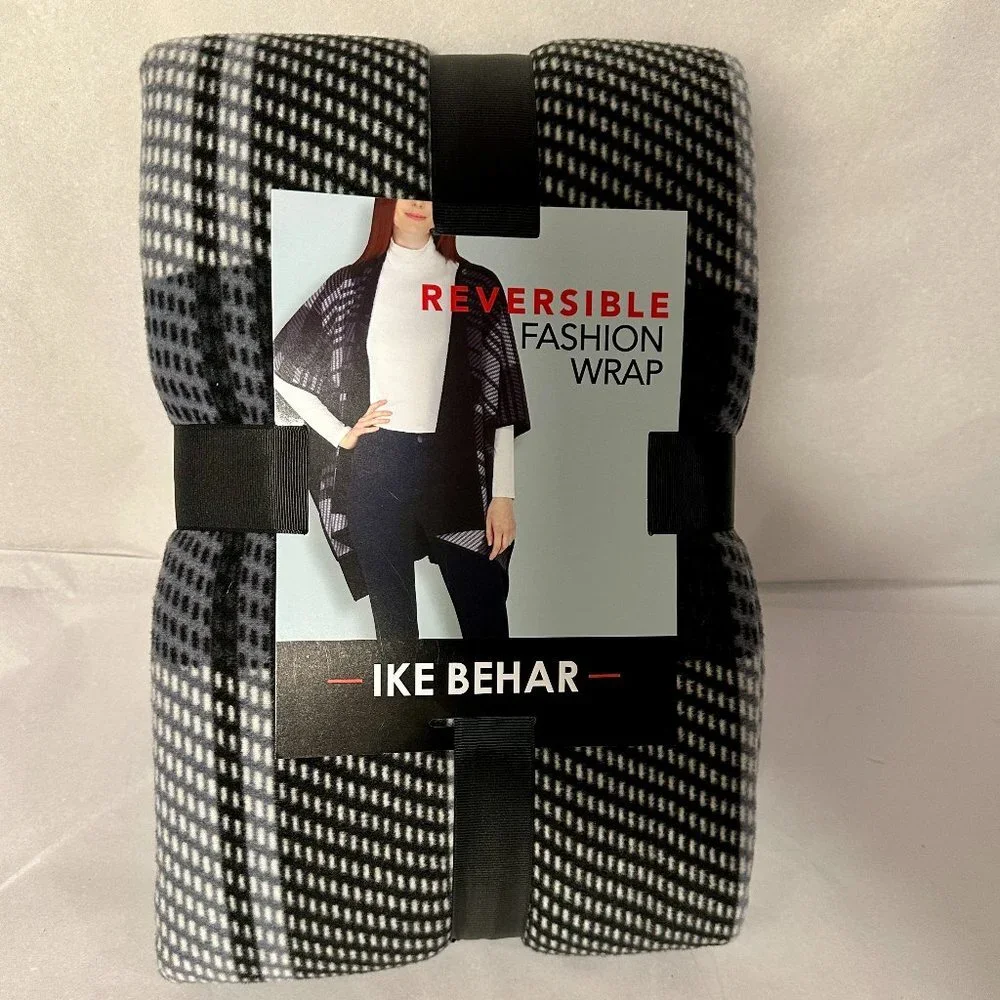 Ike Behar Reversible Fashion Wrap With High Pile Fleece One Size Soft Warm (NEW)
