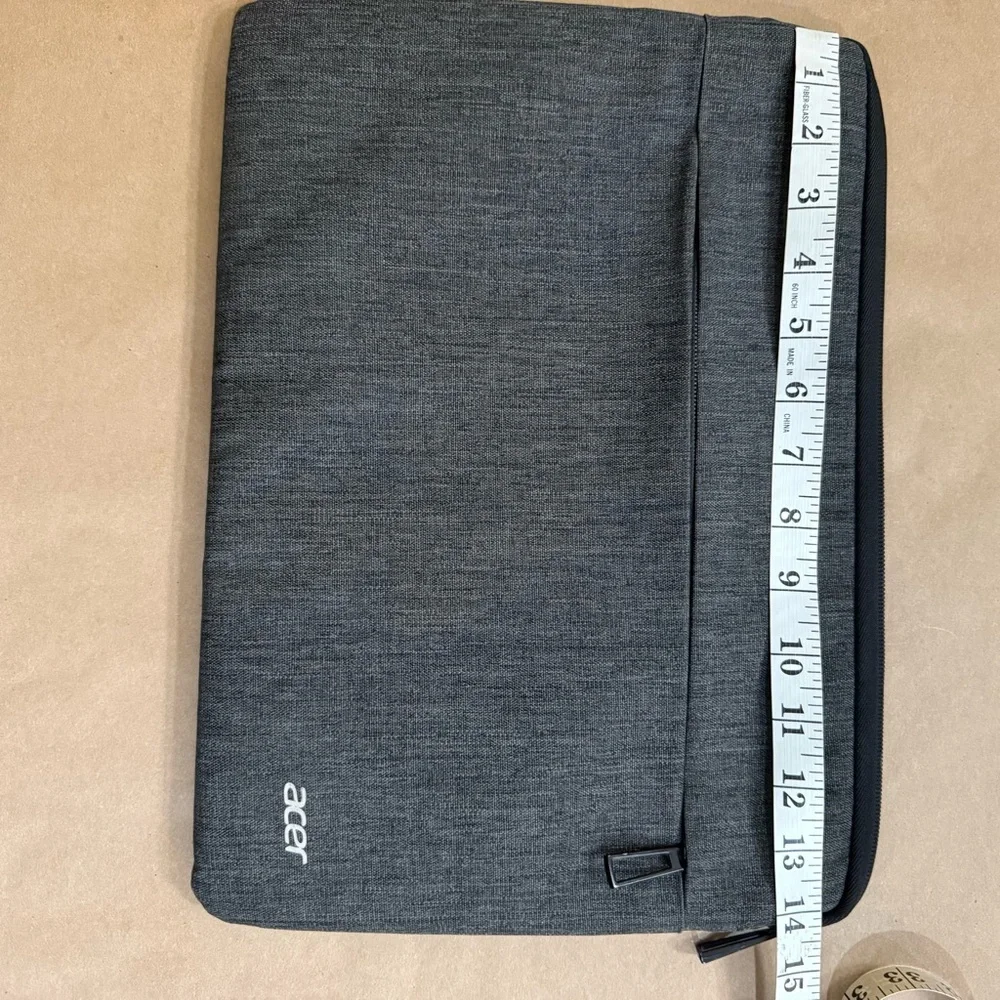 Acer sleek closure