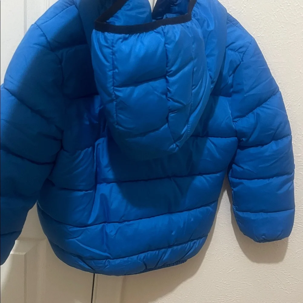 The Children's Place Vibrant Blue Puffer Jacket with hoodie
