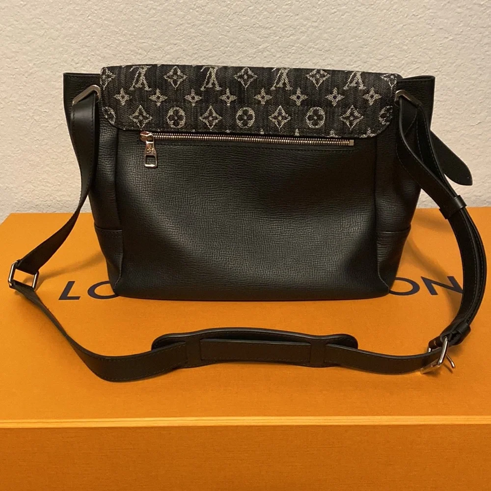 Louis Vuitton Nigo Besace Tokyo Leather Denim Mixed Messenger Bag