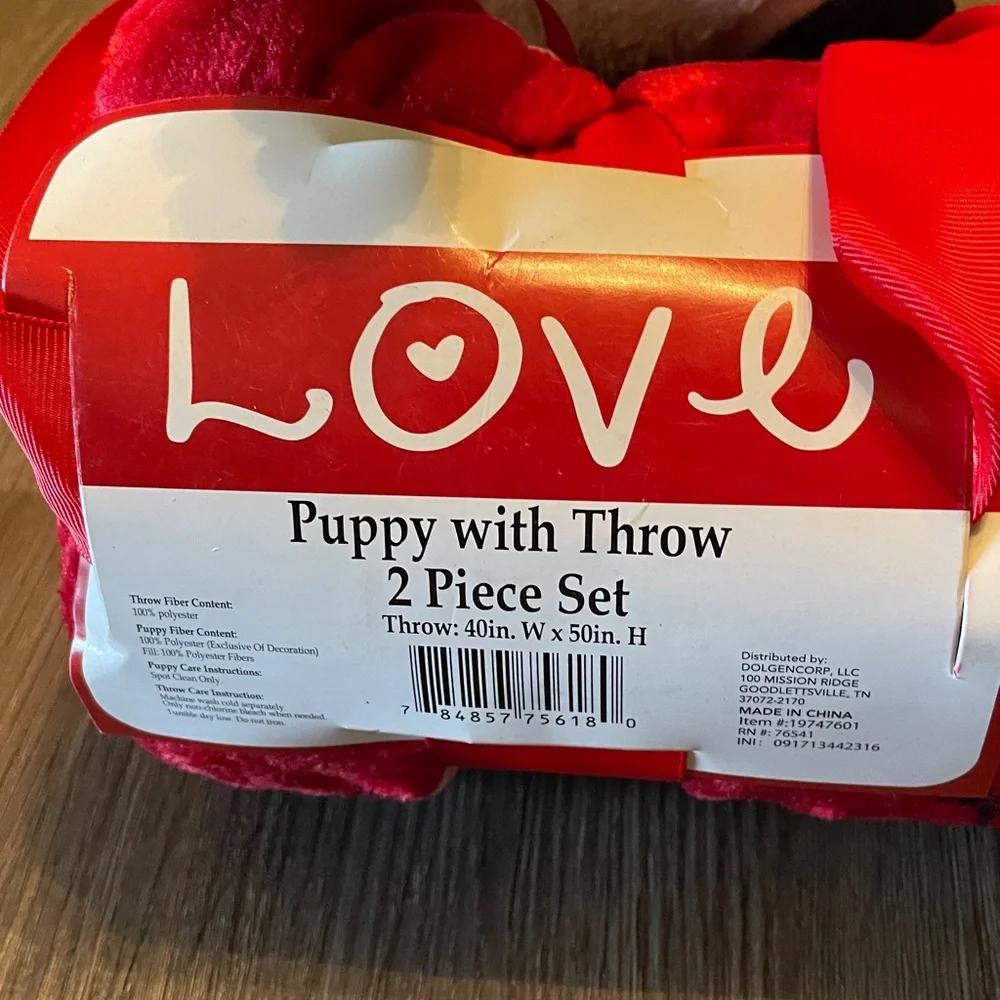 Puppy with throw two piece set NWT