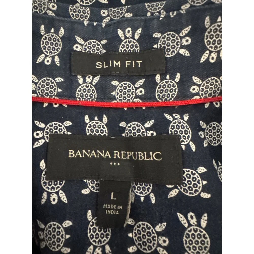 Banana Republic Mens Shirt Sz L Navy Blue Short-Slv ButtonUp Sea Turtles Beachy