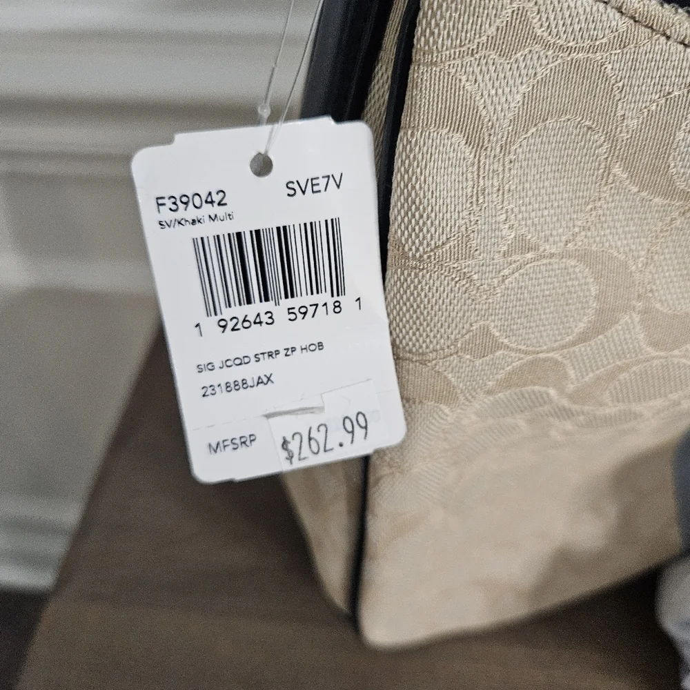 Coach signature jacquard