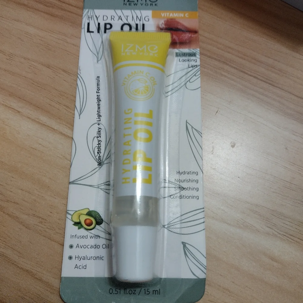 Izmo hydrating vitamin