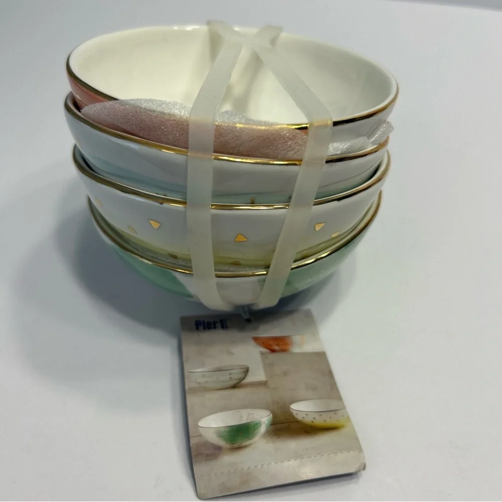 NWT Pier 1 imports Set Of 4 Ice Cream Dessert Sauce Stoneware Ceramic Bowls