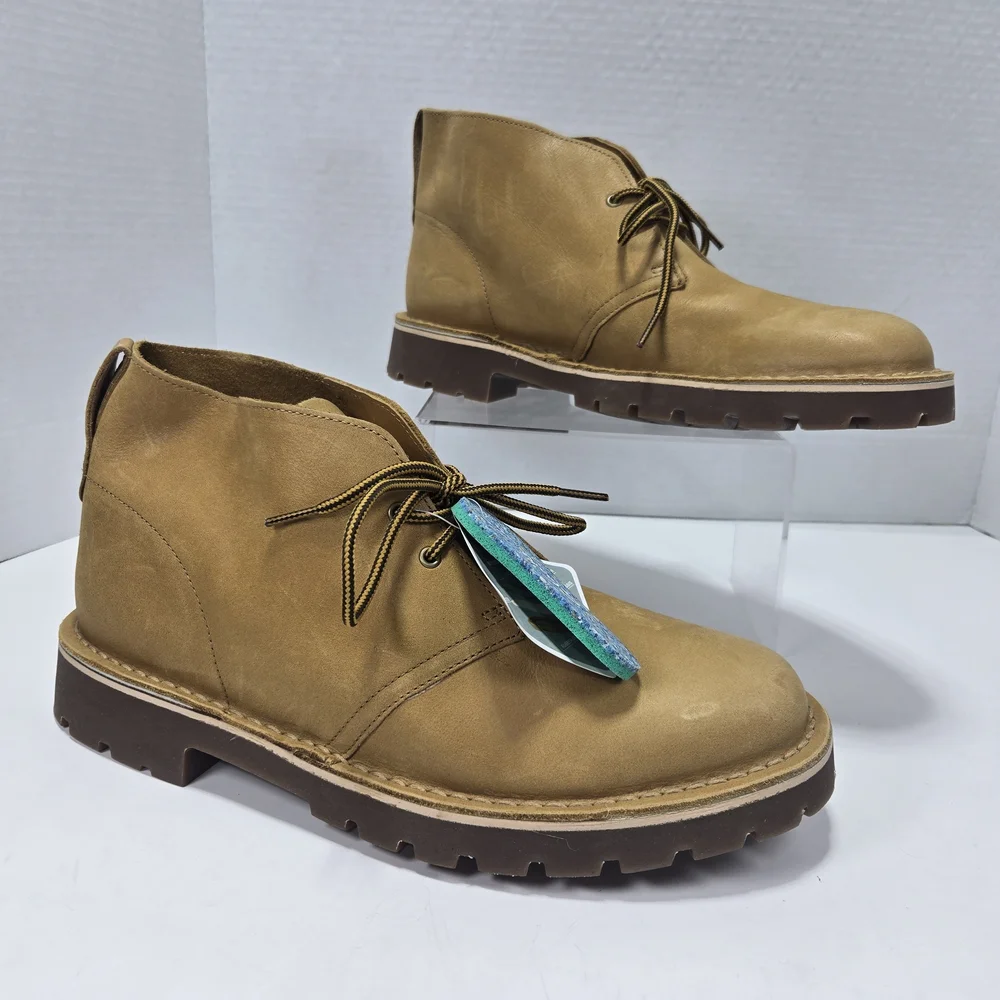 Clarks Overdale Mid Wheat Nubuck Leather Chukka Boots Men's Size 10