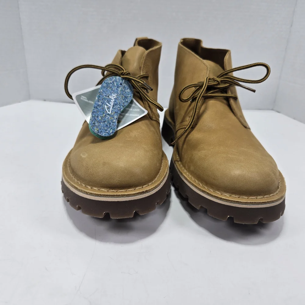 Clarks Overdale Mid Wheat Nubuck Leather Chukka Boots Men's Size 10