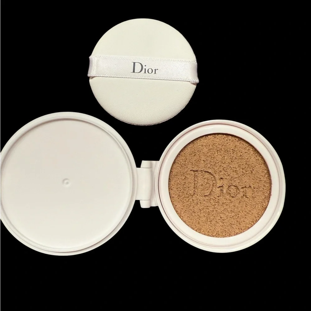 Dior dreamskin compact