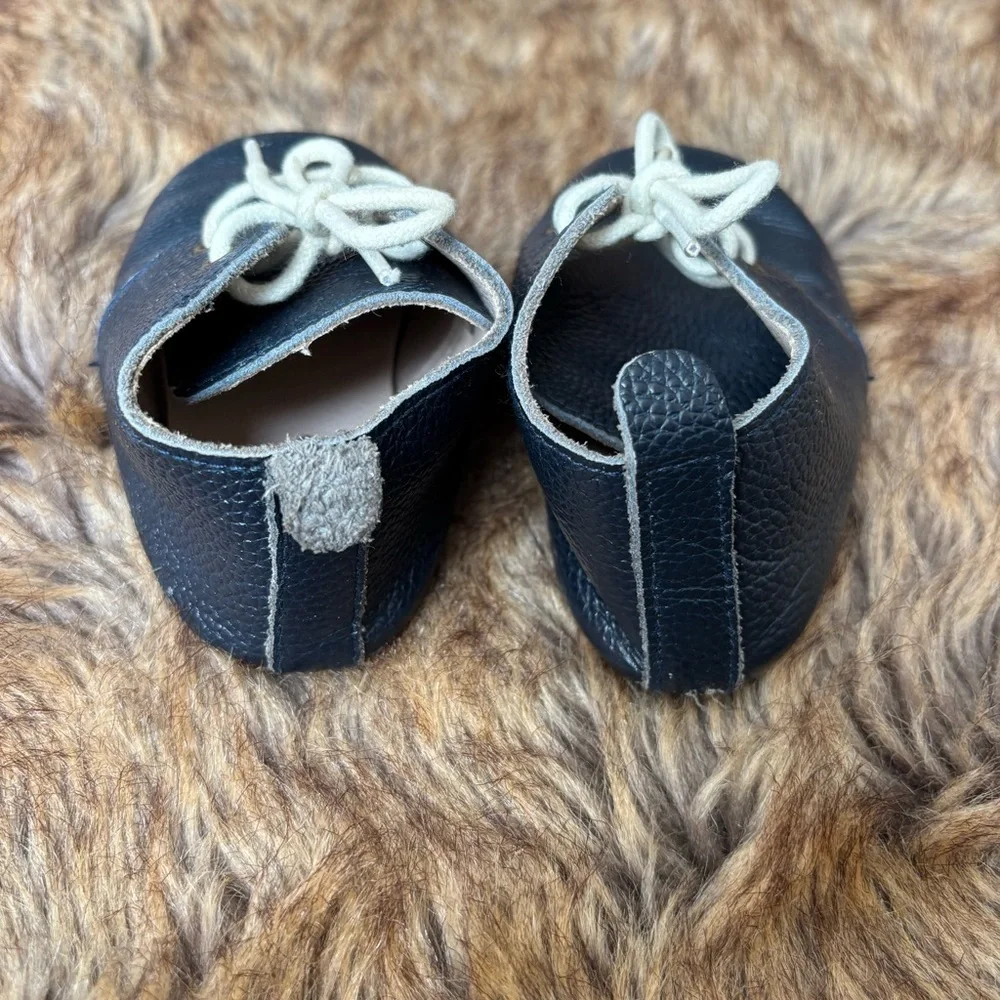 Monkey Feet excellent gently