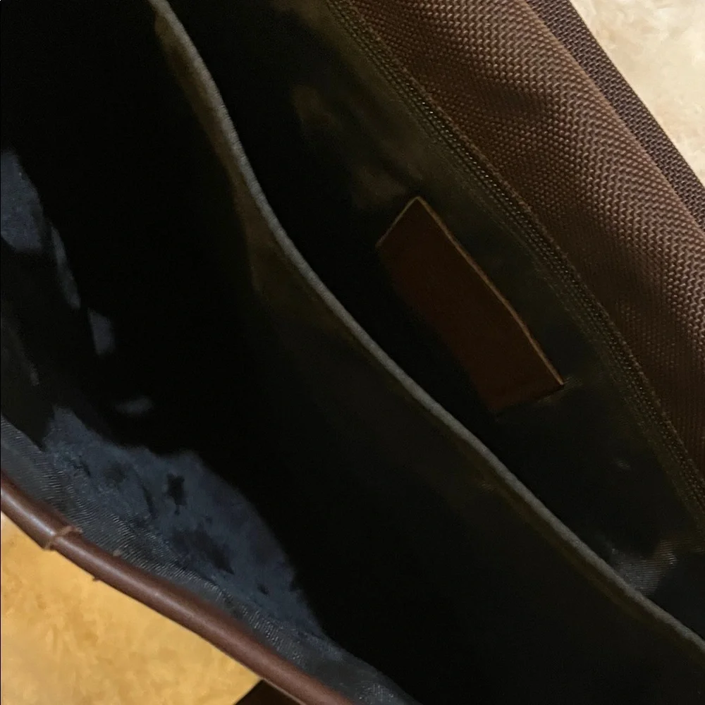Coach Elegant Brown Leather Briefcase