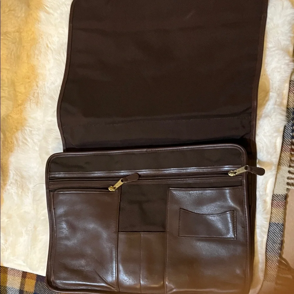 Coach Elegant Brown Leather Briefcase